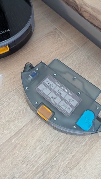 Liectroux C30B  робот пилосос