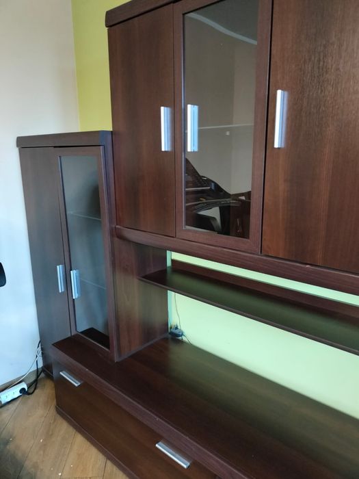 Zestaw stół i 8 krzeseł