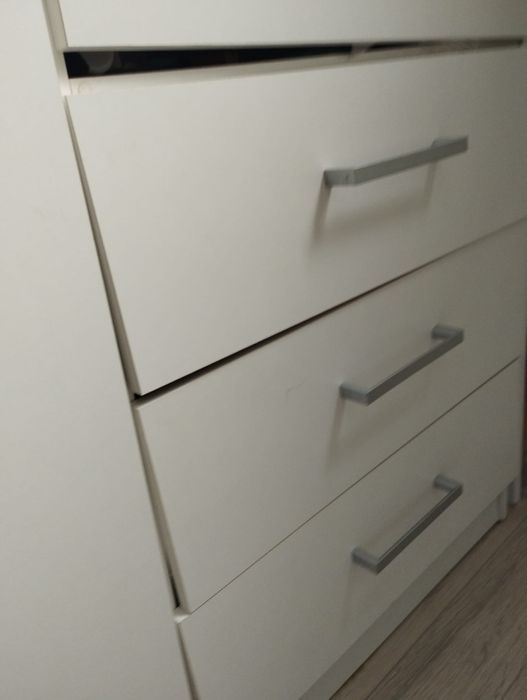 Szafa biała pokój dziecięcy dwudrzwiowa Jysk