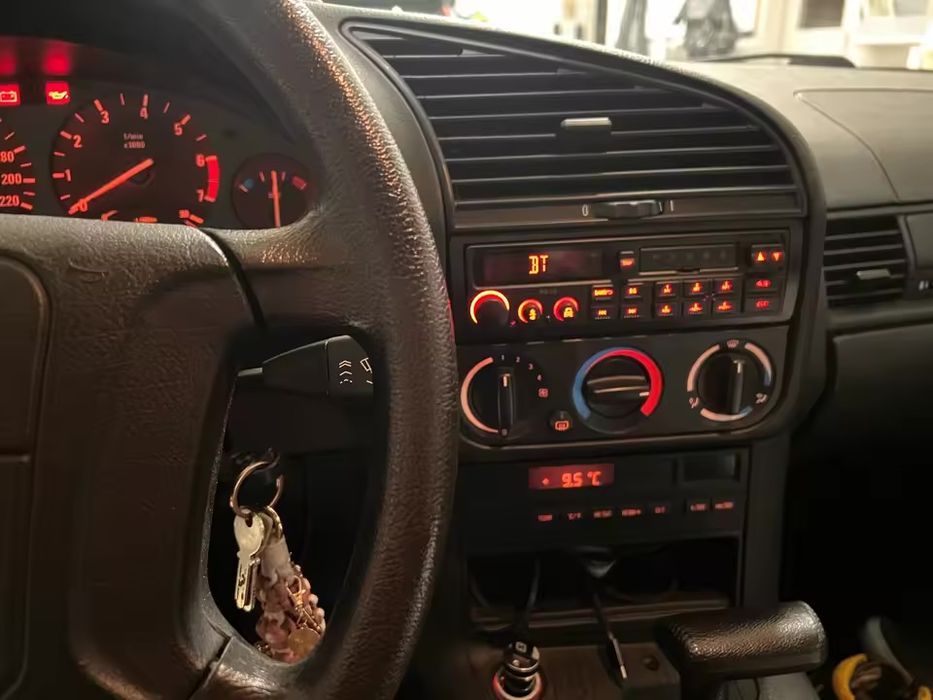 NOWE BMW Retro Radio Samochodowe 1DIN Bluetooth App USB AUX SD – 7 Kolorów Podświetlenia, Zestaw Głośnomówiący, Gwarancja