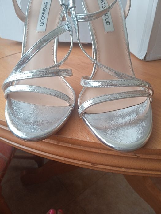 Sandały szpilki 39