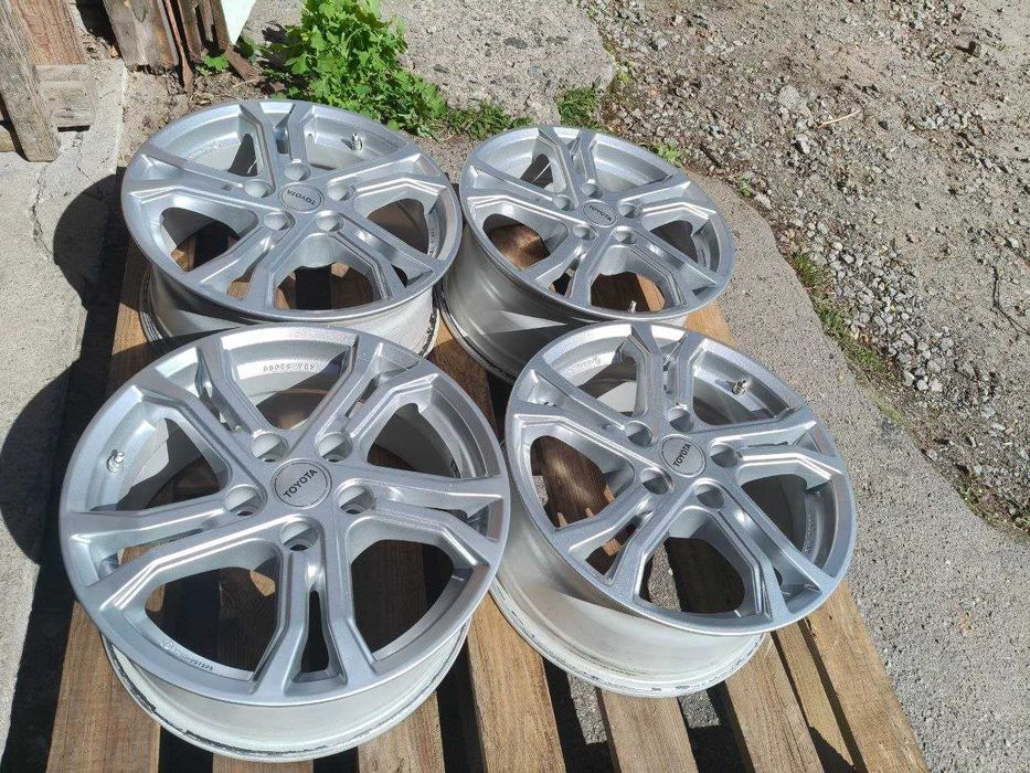 Диски R16 5x114,3 ET40 7J ЦО60, с датчиками давления. Привезены из Германии