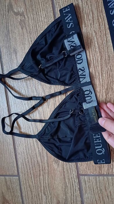 Komplet eleganckiej bielizny God Save Queens w r. L