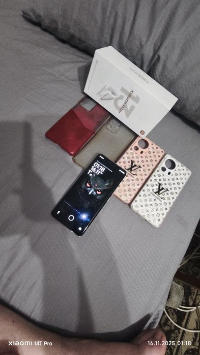 Продам Xiaomi 13 lite 8+8/256