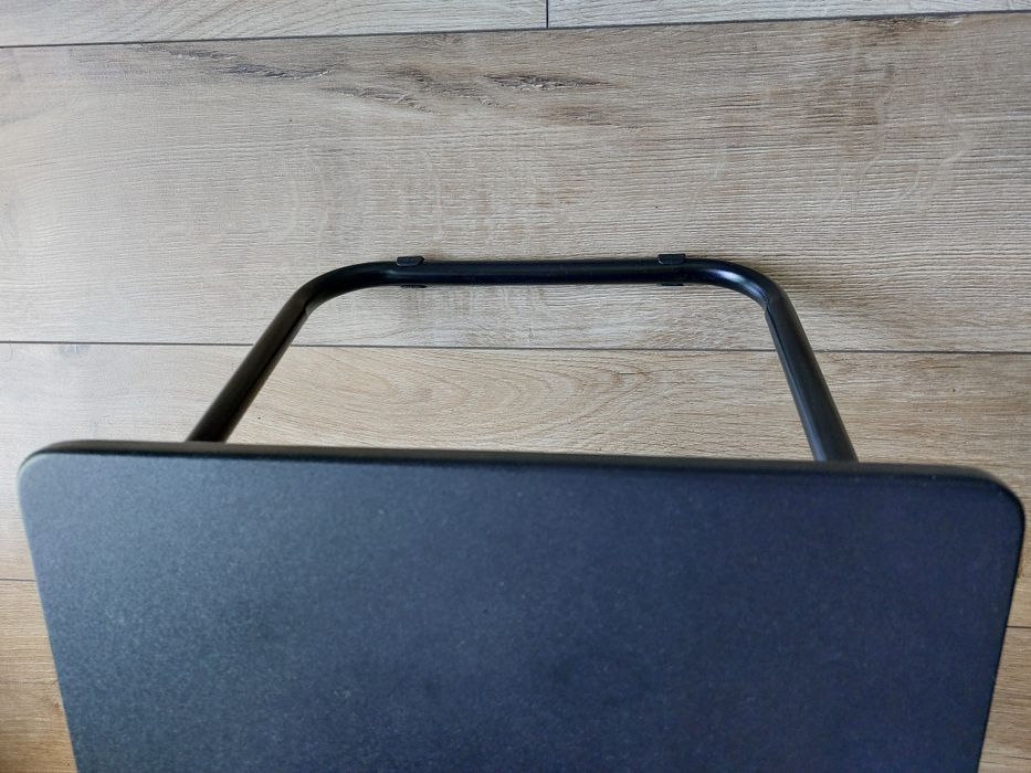 Stolik pod laptopa regulowany czarny