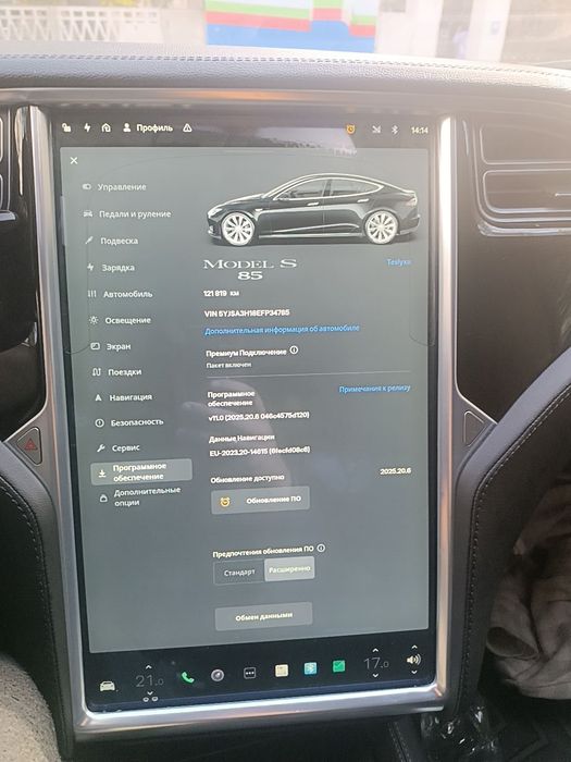 Продам електромобіль Tesla model S Европа 85 кВт батарея.
