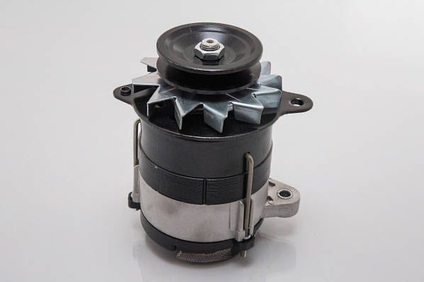 Генератор МТЗ ЮМЗ Т-40 Т-25 Т-16 700Вт 1000Вт 1150Вт 1400Вт Jubana