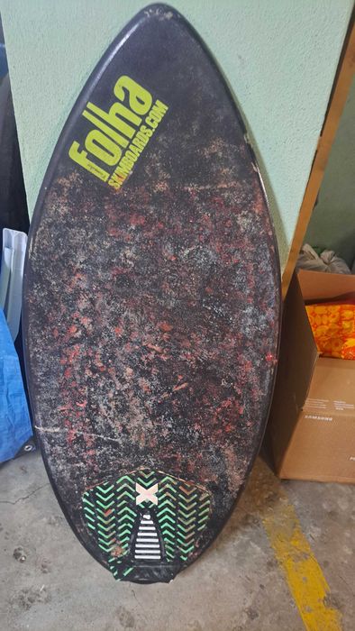 Prancha skimmiboard