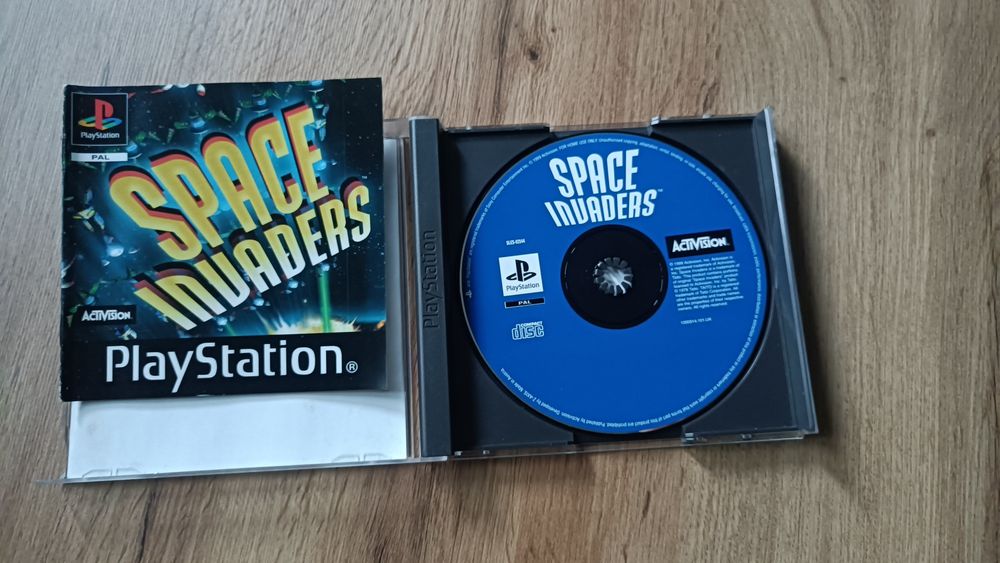 Space Invaders PS1