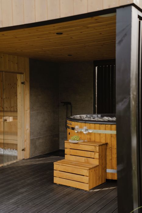 Stodoła Roztocze – Balia, sauna, las i rzeka domek Roztocze