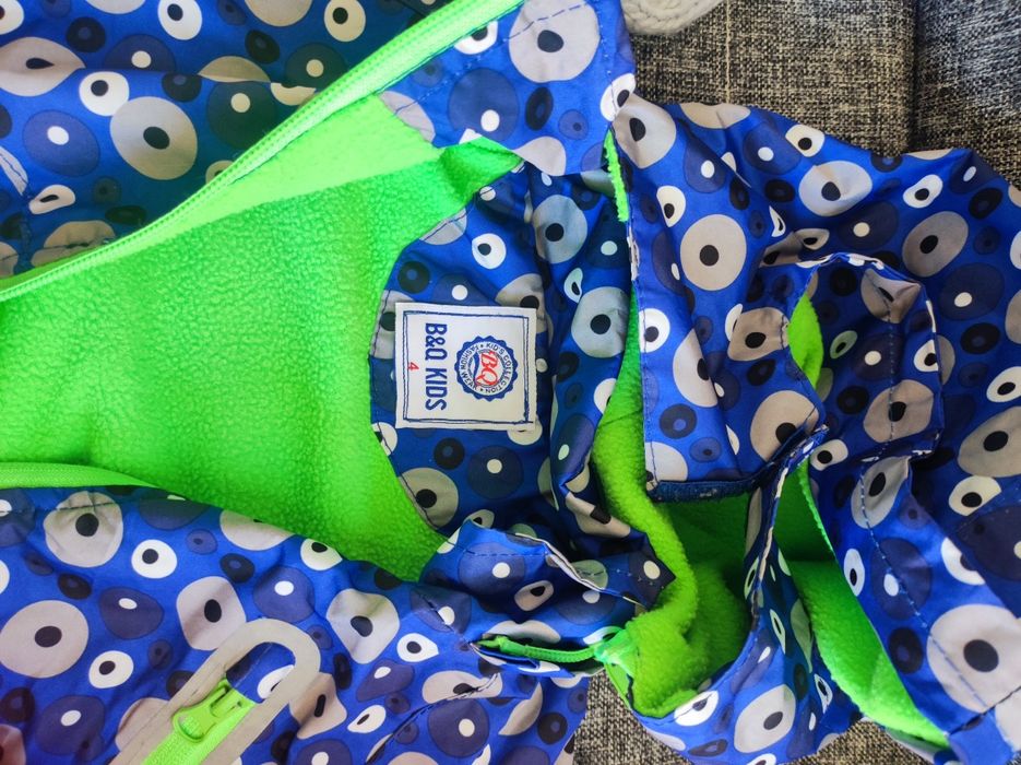 Dwie kurtki, Softshell 98/104 czapka gratis