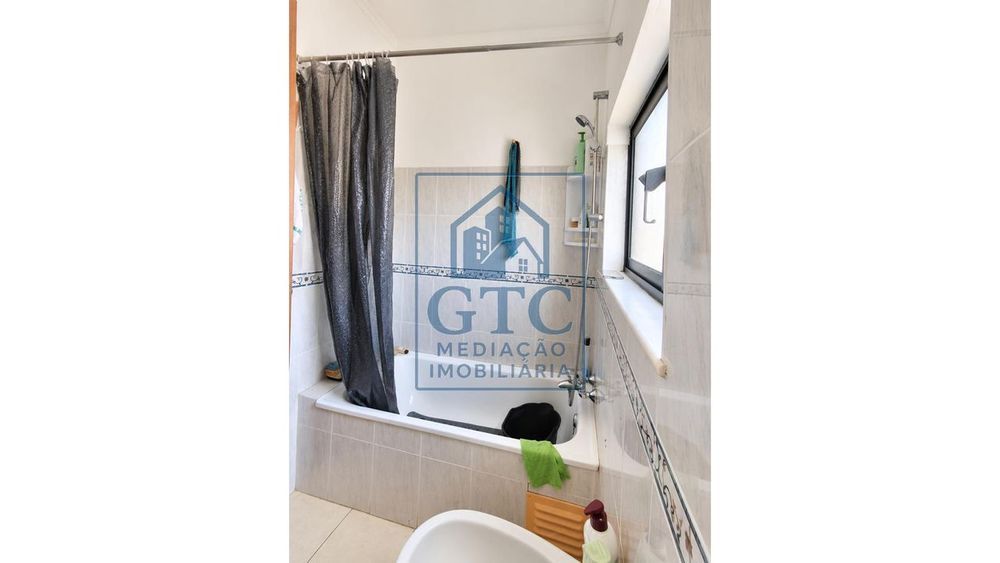 Apartamento T2 Baixa da Banheira