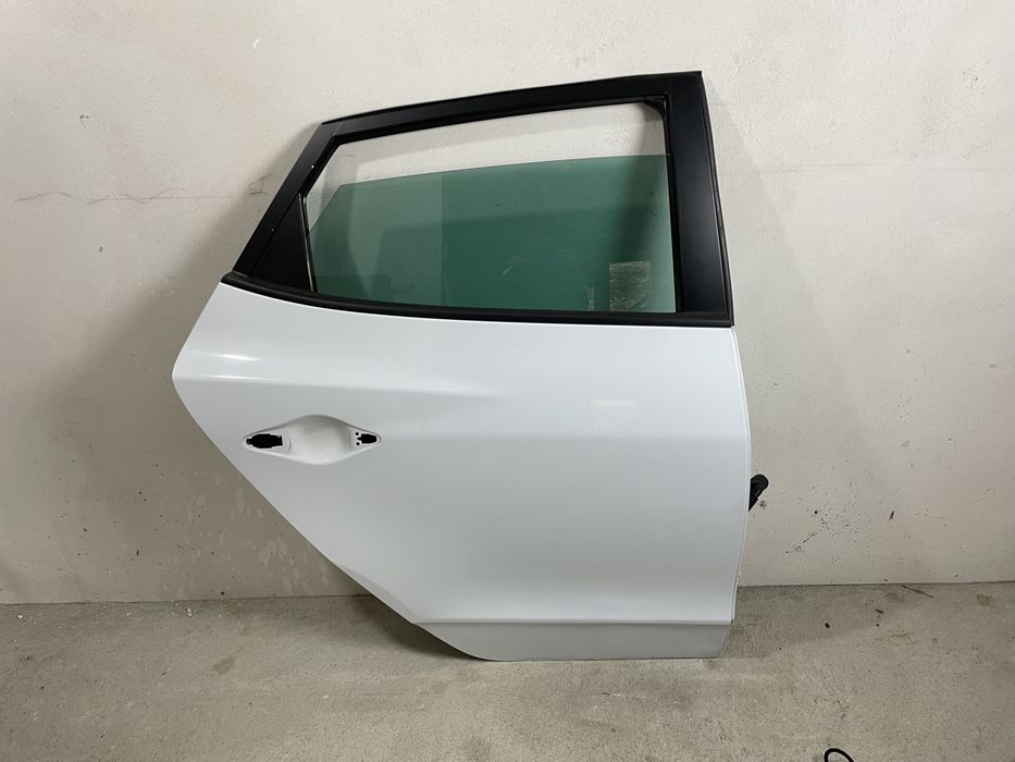 Drzwi prawe tył Hyundai ix35 10-15r WD