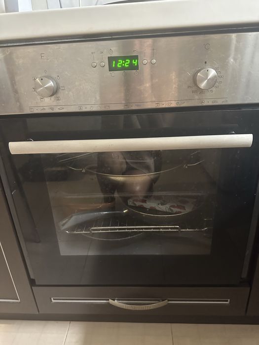 Терміново!!!Духова шафа Whirpool mod:AKP 245/IX