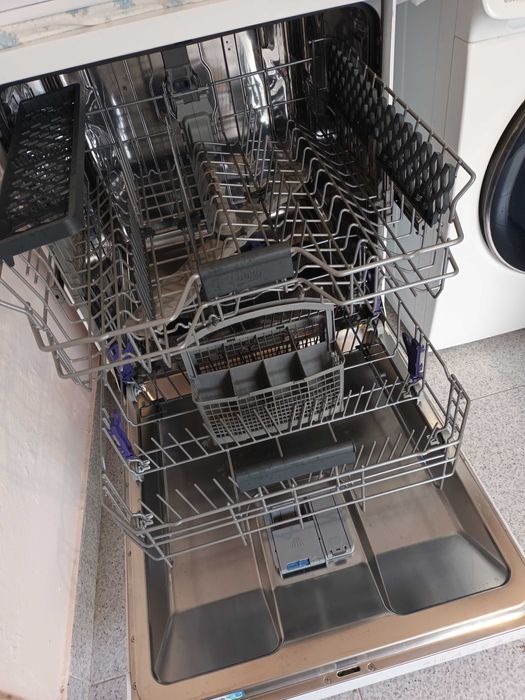 Máquina lavar loiça