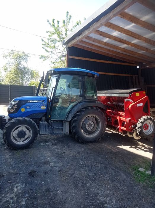 Продам трактор  ловол 504 + косарка