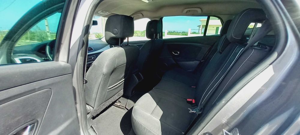 Carrinha Renault Megane de 2014 1.5 DCI de 110CV e 6 Velocidades — photo 5
