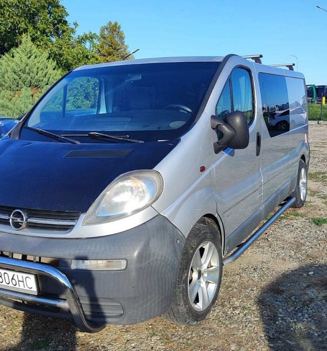 продам бус віваро 1.9 дизель