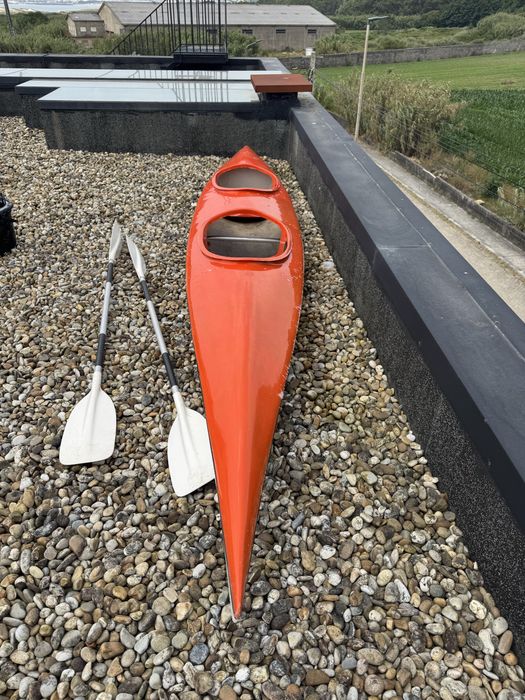 Kayak 2 Lugares em Fibra – Com 2 Pagaias | Bom Estado