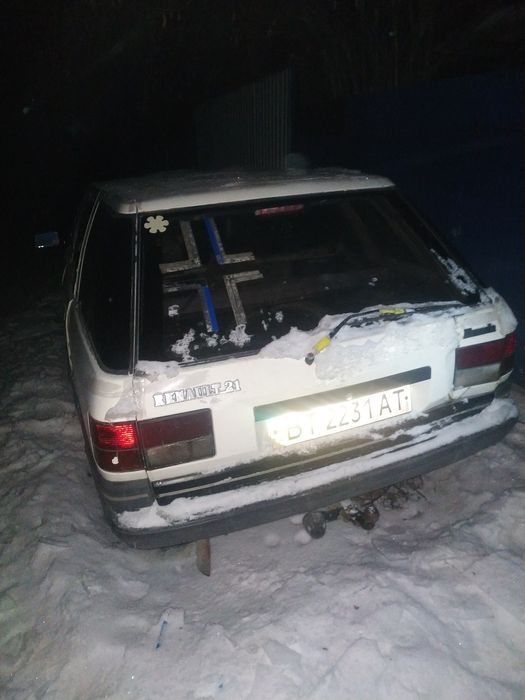 Продам авто,Рено 21,на ходу,торг присутний,возли капота