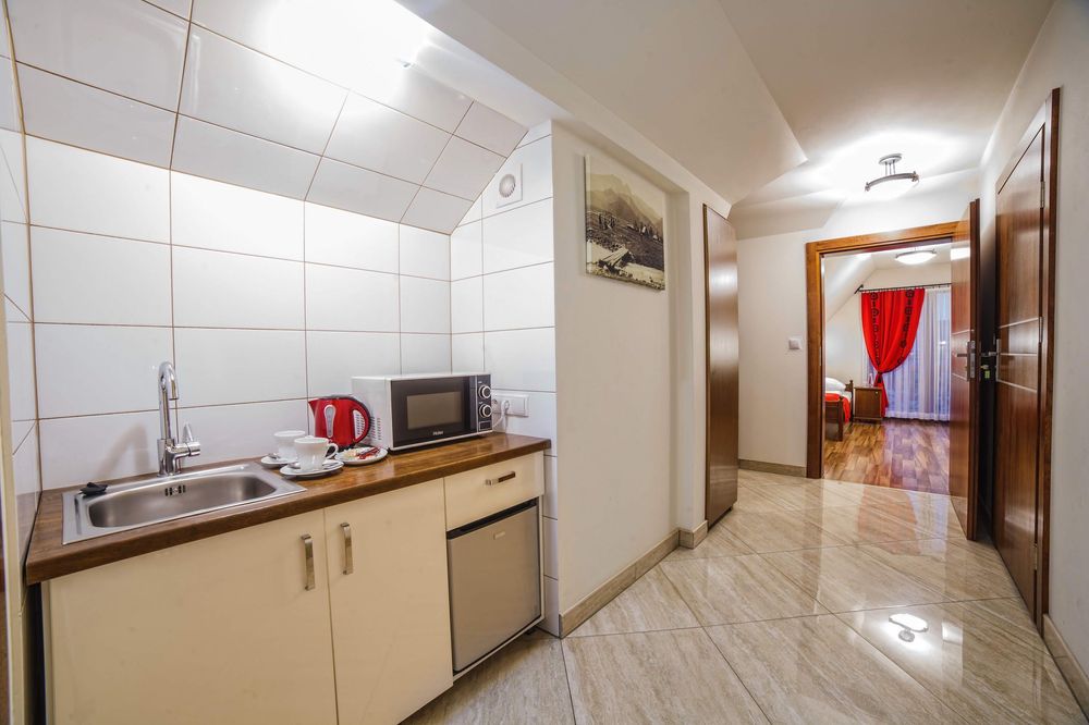 Zakopane Jacuzzi  - Widok na Tatry-- 503_573_789-ŚNIADANIE W CENIE