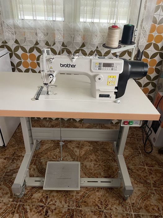 Máquina coser industrial Brother S-7100A