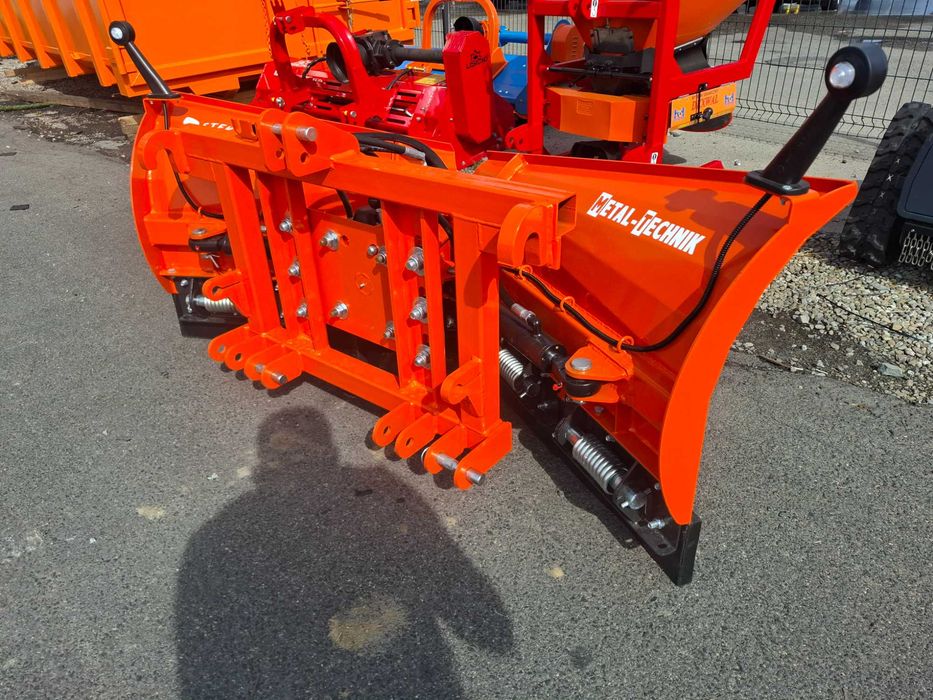 Pług śnieżny strzałkowy VARIO Mini 1,5 m Metal-Technik z amortyzacją