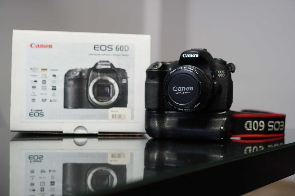 Canon 60D, stan idealny, Faktura