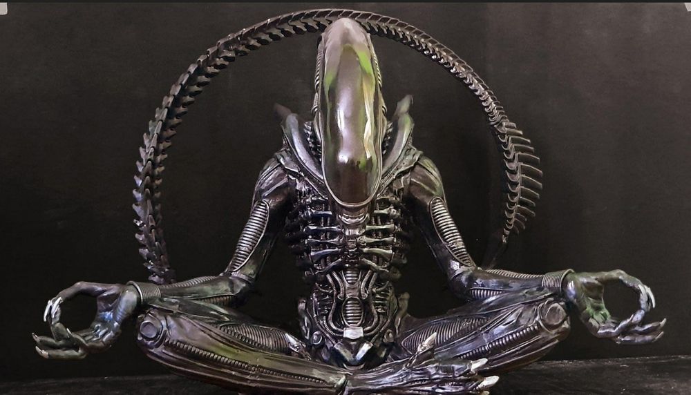 Alien Xenomorph Figure in Meditation64738675666817121