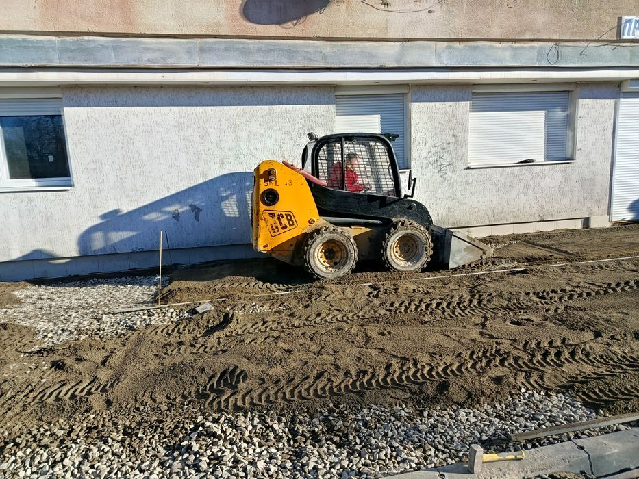 Послуги самоскида  земельні роботи