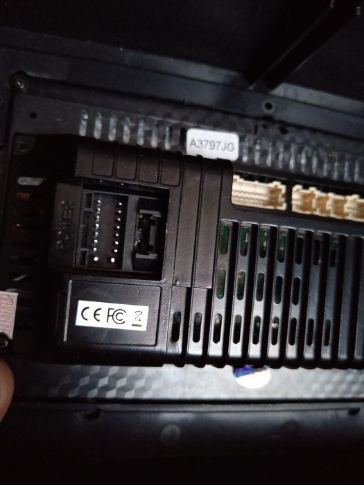 автомагн андроид 4/64 Toyota augo, пежо107, ситроен С1 не рабочая