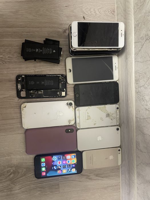 IPhone лот 7,7,SE,XR