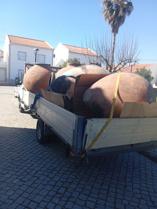 Talhas de barro/Potes de barro