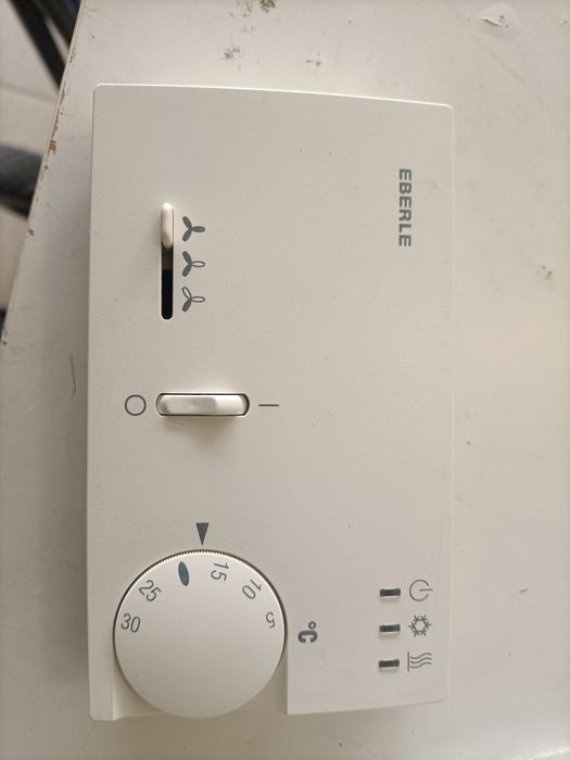 Controlador de temperatura EBERLE