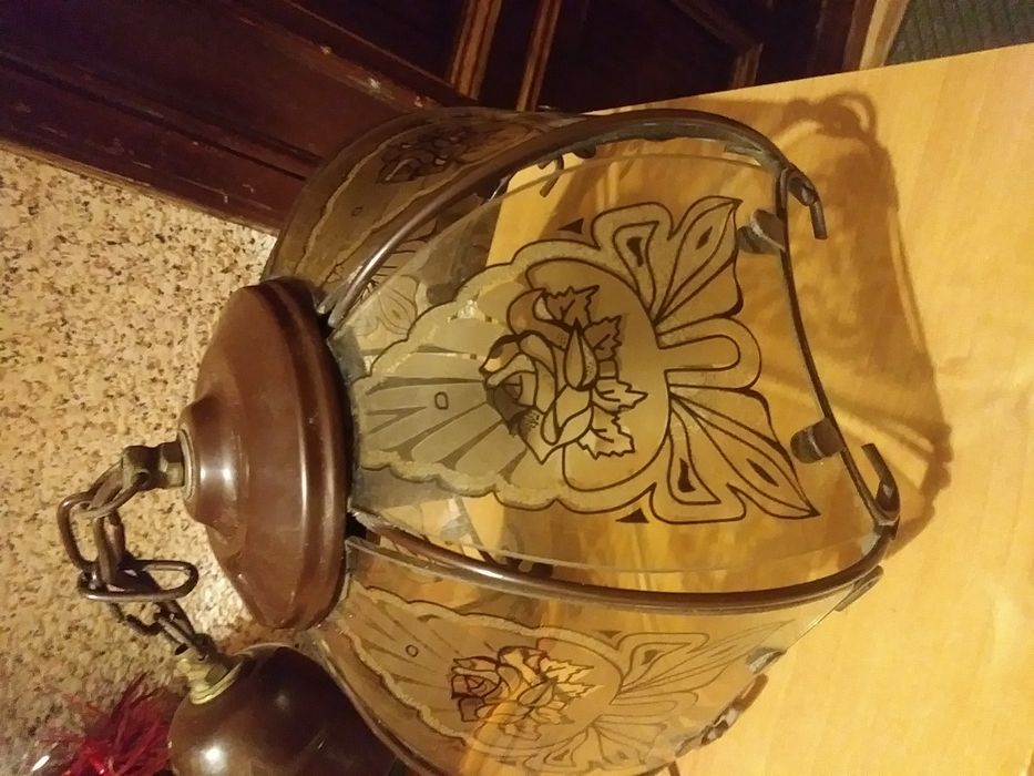 Lampa wisząca z kloszem