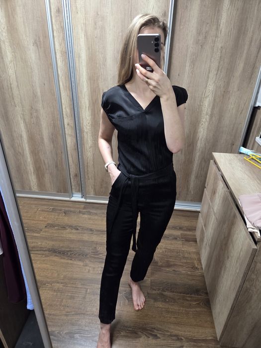 Czarny satynowy kombinezon 34 xs dlugi
