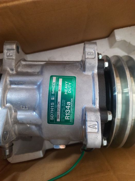 Комплект кондицвонера для сільхоз техніки