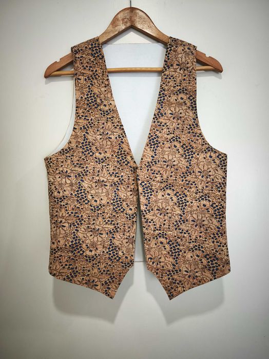 Colete em couro e cortiça (feito à mão)