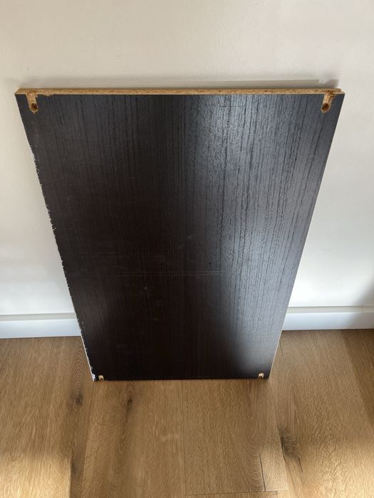 Vendo  duas portas brancas Ika pintadas  e uma gaveta