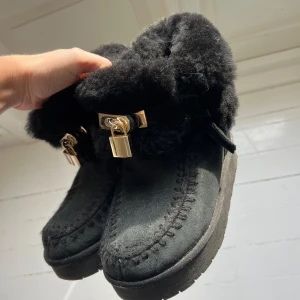 Оригинал угги ugg на овчине chanel gucci mou moncler
