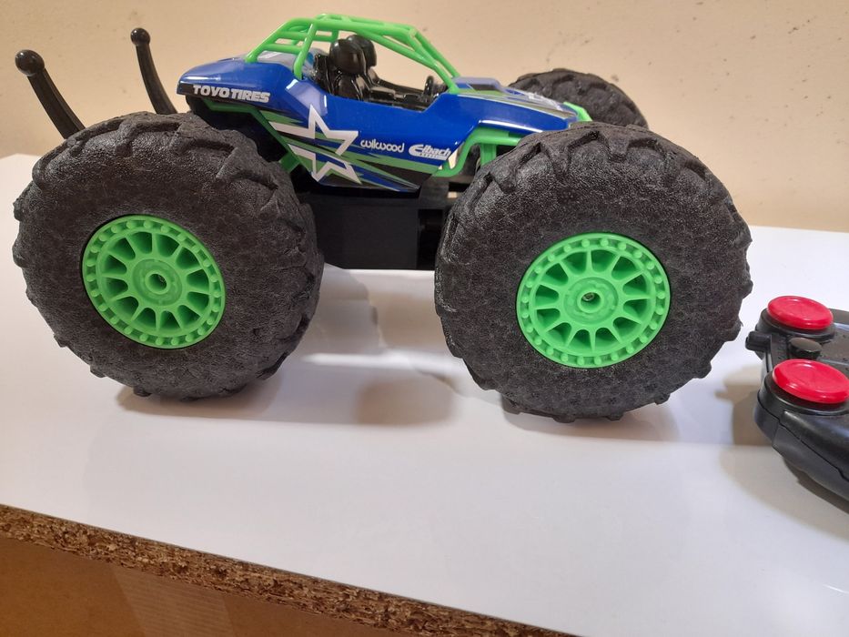 Carro Telecomandado (carregamento USB  eléctrico)