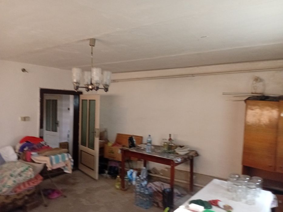 Будинок в тихому районі міста Берегове, зручна локація