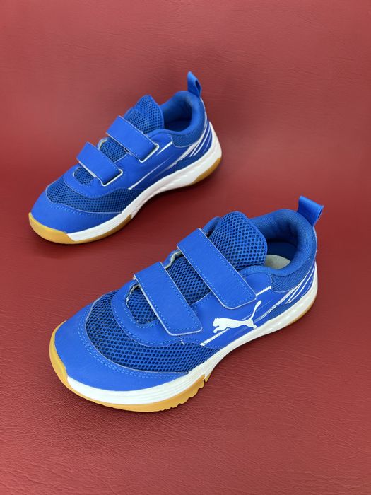 Дитячі футзалки Puma р. 35 оригінал кросівки для залу фізкультури