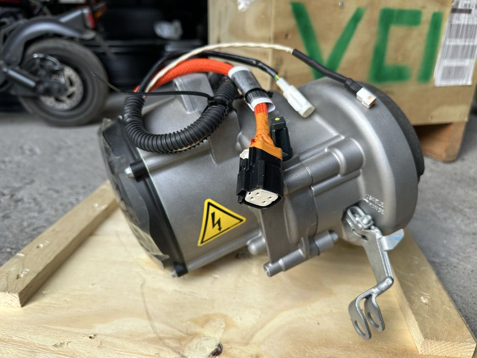 Nowy silnik elektryczny vespa electrica “fe”