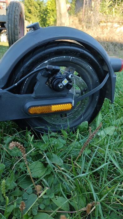 Xiaomi Mi Electric Scooter Essential