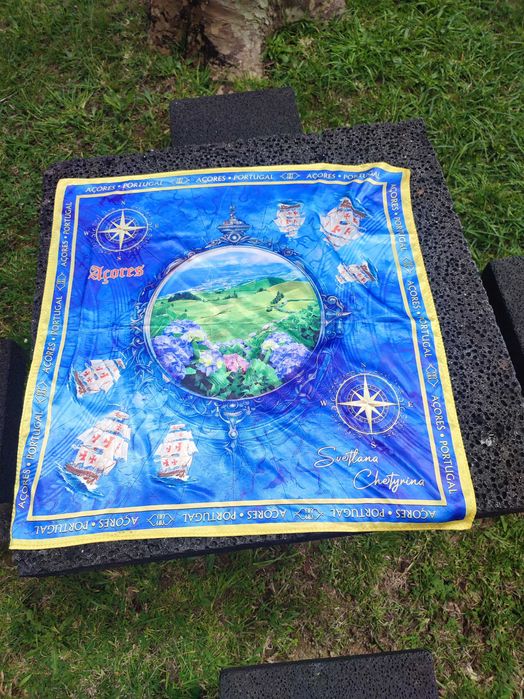 Lenço seda e postais dedicado ao Açores