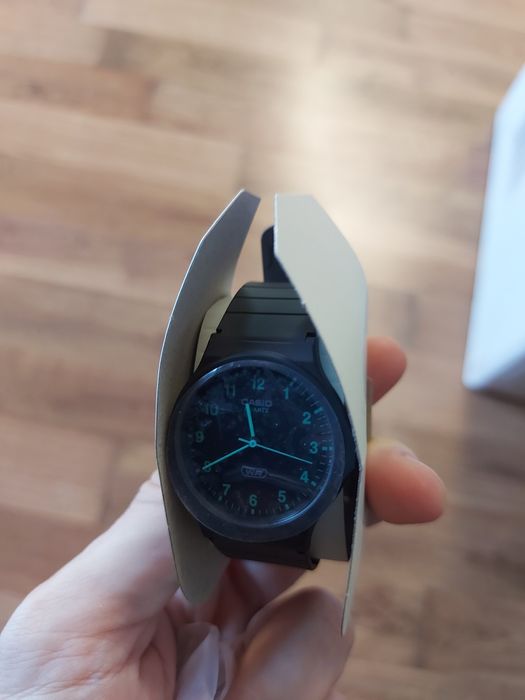 Zegarek Casio MQ-24B-8BEF