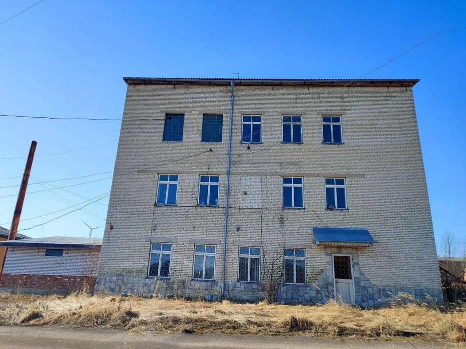 Продаж будівлі комерційного призначення в м. Старий Самбір Львівської області.