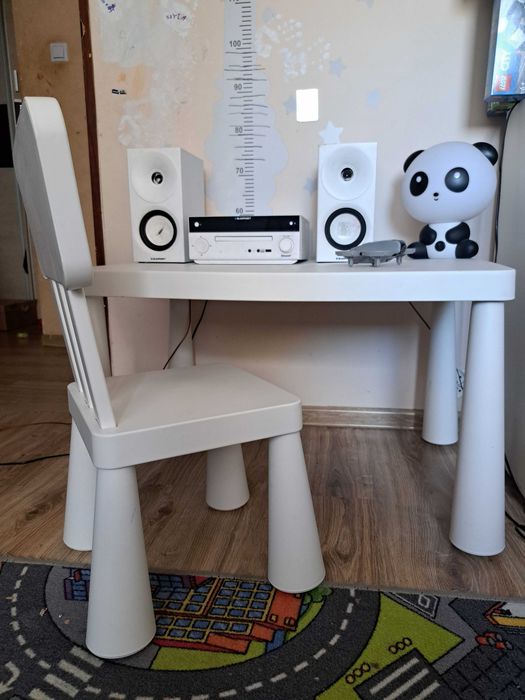 Komplet mebli do pokoju dziecięcego - Klupś