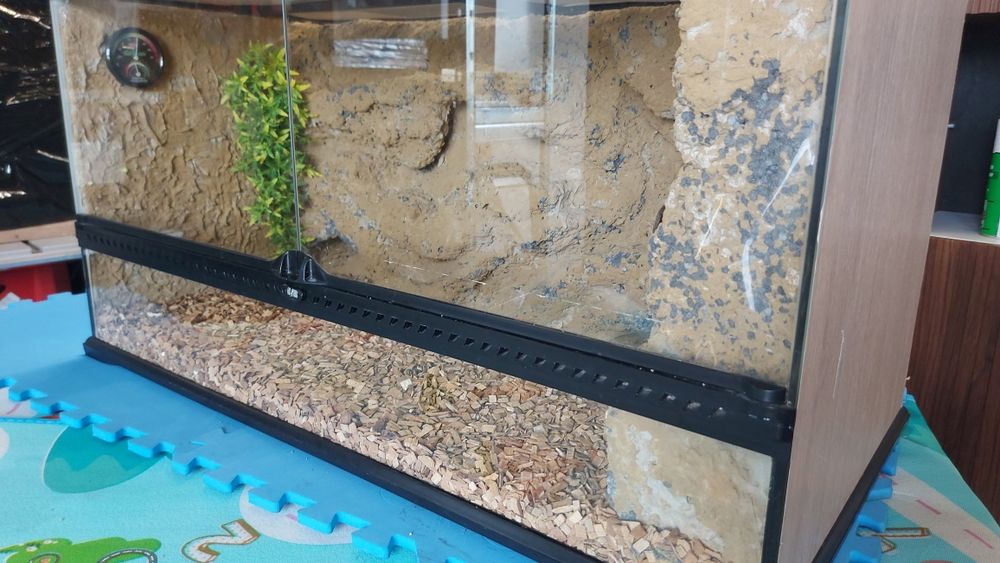 Terrarium ExoTerra 90x45x45 wyposażone